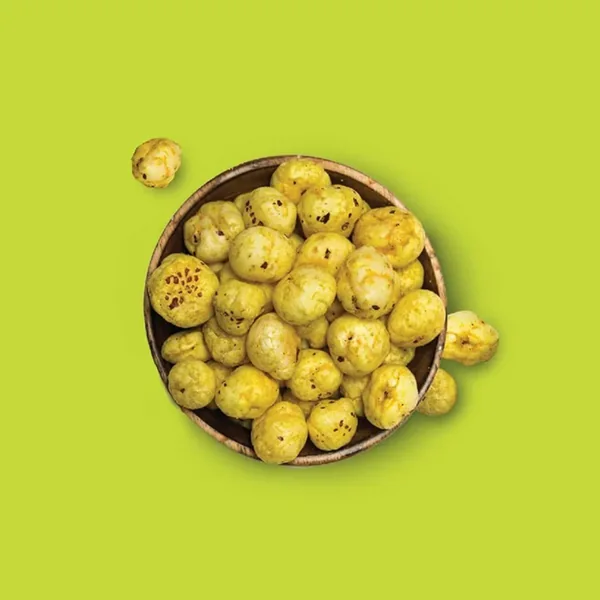 Top-down bowl of Zest Raiders lime chilli makhana